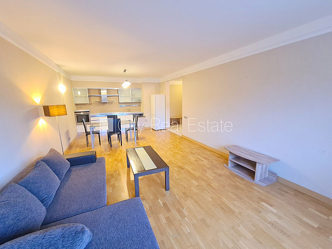 Новостройка, фасадный дом, благоустроенная озеленённая территория, закрытая Рига - изображение 4