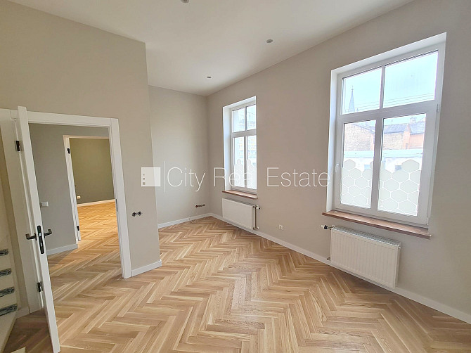 Земля в собственности, здание во дворе, фасадный дом, реновированный дом, Рига - изображение 5