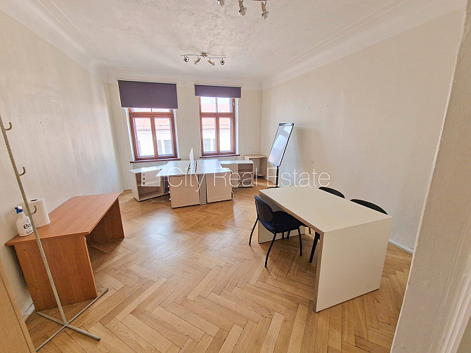 Fasādes māja, renovēta māja, viena kvadrātmetra apsaimniekošanas maksa mēnesī  1.95 EUR, Rīga - foto 2