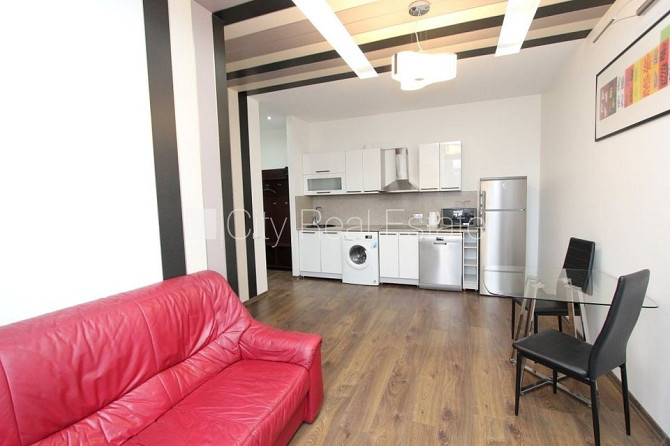 Проект - Aleksandra Čaka 33 (Александра Чака 33), дом во дворе, реновированный дом, Рига - изображение 1