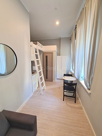 Фасадный дом, реновированный дом, закрытый двор, вход с улицы и со двора, Рига - изображение 6