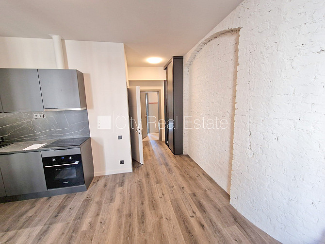 Projekts - Matīsa 38, pagalma ēka, renovēta māja, labiekārtots apzaļumots pagalms, ieeja no Rīga - foto 7