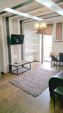 Фасадный дом, закрытый двор, вход с улицы, лифт, лестничная клетка после Рига - изображение 4