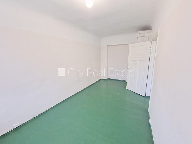 Дом во дворе, реновированный дом, закрытая территория, вход со двора, лестничная Рига - изображение 4