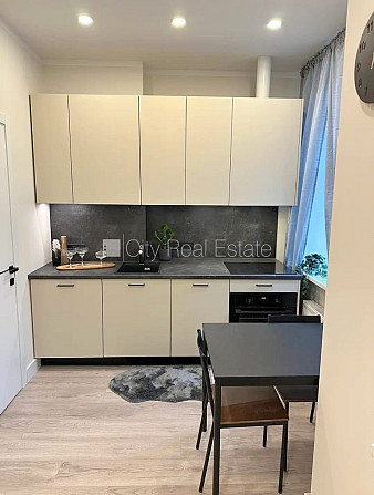 Проект - Matīsa 38 (Матиса 38), фасадный дом, реновированный дом, закрытый двор, вход с Рига - изображение 2