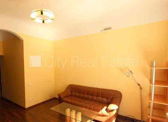 Проект - Aleksandra Čaka 33 (Александра Чака 33), здание во дворе, благоустроенный Рига