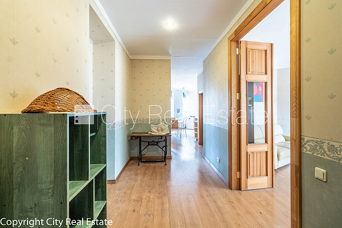 Zeme īpašumā, pagalma māja, slēgts pagalms, iespēja nomāt autostāvvietu, ir lifts, kāpņu Rīga - foto 7