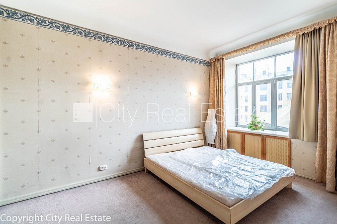 Zeme īpašumā, pagalma māja, slēgts pagalms, iespēja nomāt autostāvvietu, ir lifts, kāpņu Rīga - foto 19