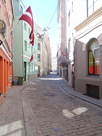 Фасадный дом, окна выходят на улицу, количество спален 1 шт., одна изолированная Рига - изображение 14