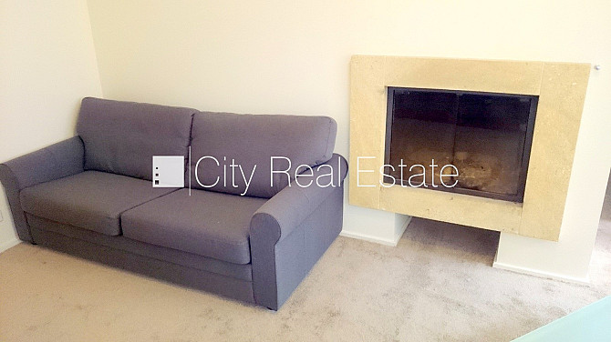 Фасадный дом, окна выходят на улицу, количество спален 1 шт., одна изолированная Рига - изображение 4