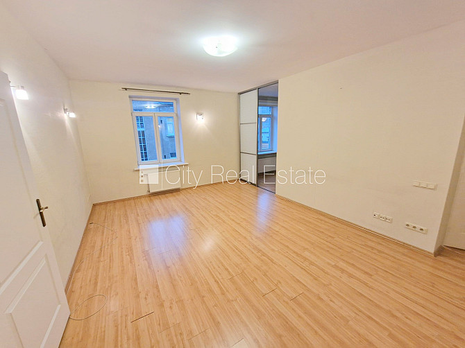 Projekts - Elku 4, jaunceltne, slēgta teritorija, iespēja nomāt autostāvvietu, ieeja no ielas Rīga - foto 1