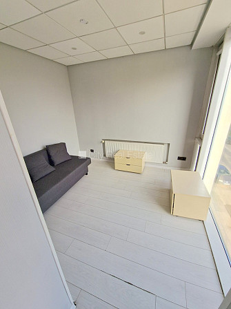 Фасадный дом, реновированный дом, закрытый двор, вход с улицы, лифт, лестничная Рига - изображение 7