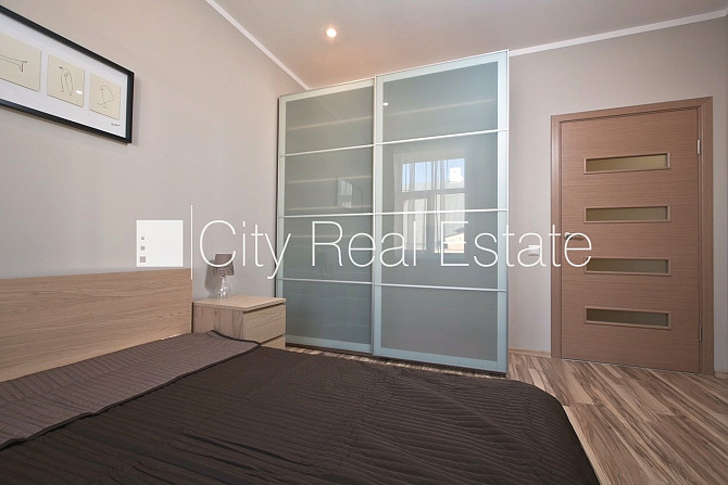 Фасадный дом, реновированный дом, закрытый двор, возможность аренды парковки, Рига - изображение 5