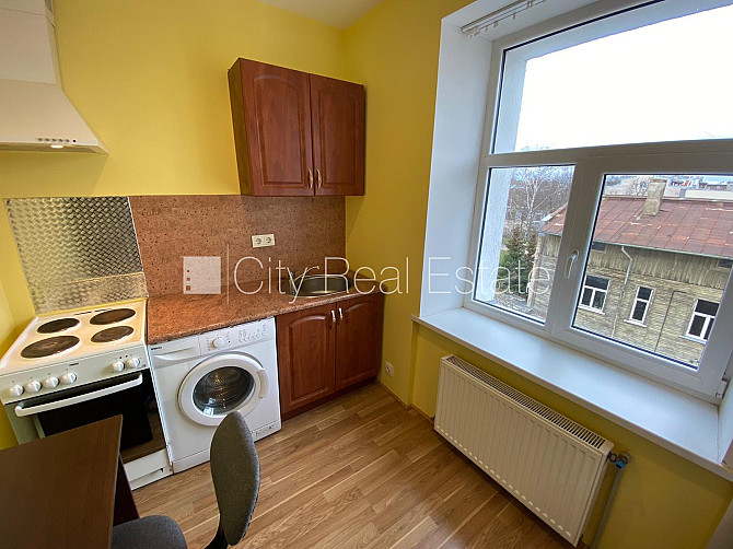 Фасадный дом, реновированный дом, закрытый двор, вход с улицы, лестничная клетка Рига - изображение 2