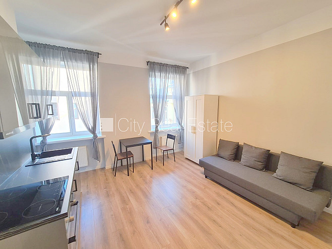 Здание во дворе, реновированный дом, закрытый двор, вход с улицы и со двора, лифт, Рига - изображение 6