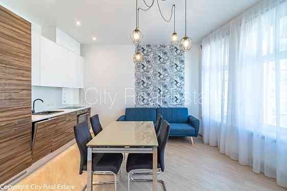 Новостройка, плата за обслуживание одного квадратного метра в  месяц 1 EUR, вход с Рига