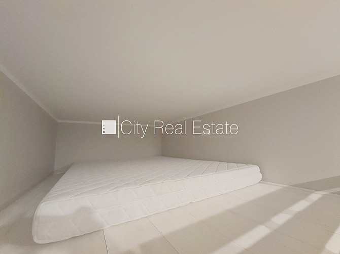 Pagalma ēka, renovēta māja, slēgts pagalms, ieeja no ielas un pagalma, kāpņu telpa pēc Rīga - foto 10