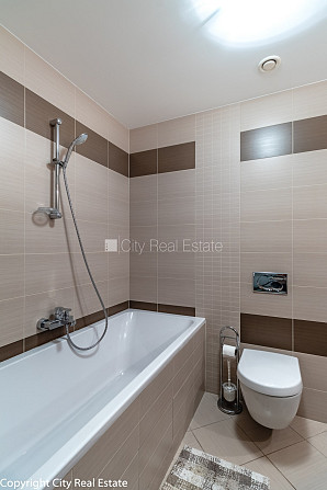 Zeme īpašumā, jaunceltne, fasādes māja, bruģēts piebraucamais ceļš, ieeja no ielas, Rīga - foto 9