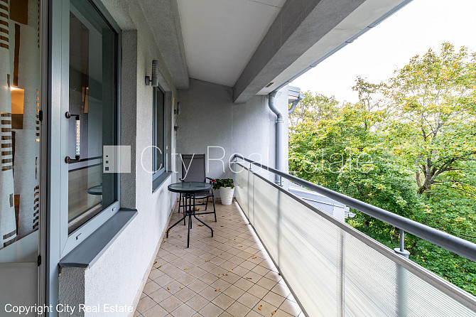 Renovēta māja, labiekārtota apzaļumota teritorija, slēgta teritorija, teritorijas iebrauktuves Jūrmala - foto 11