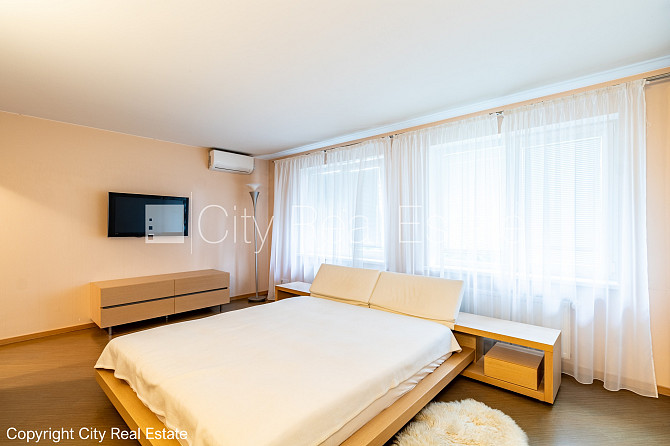 Renovēta māja, labiekārtota apzaļumota teritorija, slēgta teritorija, teritorijas iebrauktuves Jūrmala - foto 18