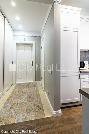 Projekts - Residence Lumiere, fasādes māja, labiekārtota apzaļumota teritorija, ieeja no ielas, Rīga - foto 10