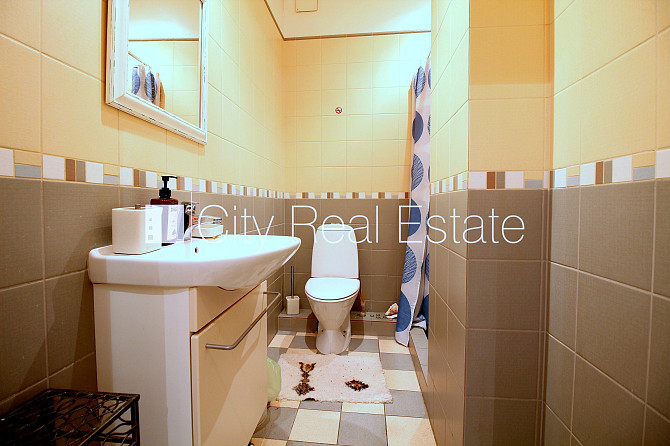 Земля в собственности, фасадный дом, кирпичные стены, закрытый двор, въездные Рига - изображение 16