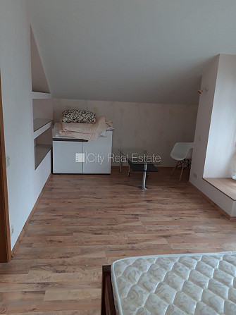 Рядный дом, благоустроенный озеленённый двор, закрытая территория, въездные Юрмала - изображение 18