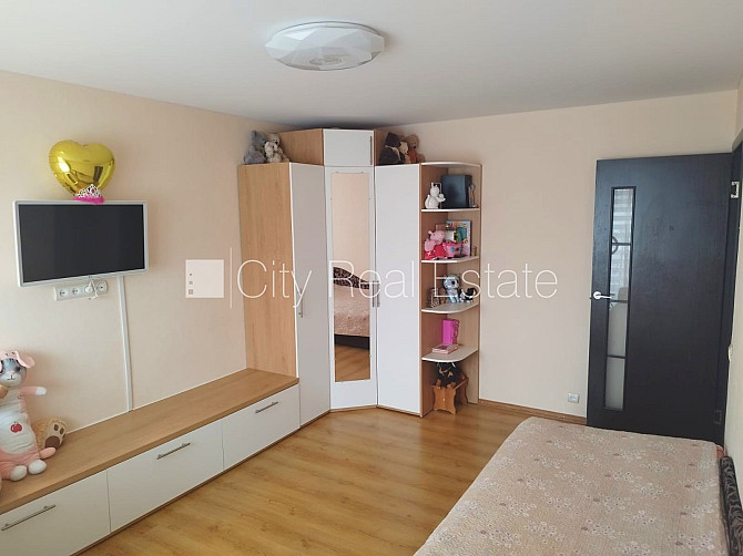 Реновированный дом, благоустроенный озеленённый двор, места для нескольких Рижский район - изображение 10