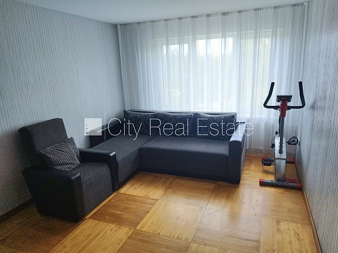 Реновированный дом, благоустроенный озеленённый двор, места для нескольких Рижский район - изображение 11