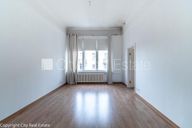 Фасадный дом, реновированный дом, кирпичные стены, фасад с декоративной Рига - изображение 6