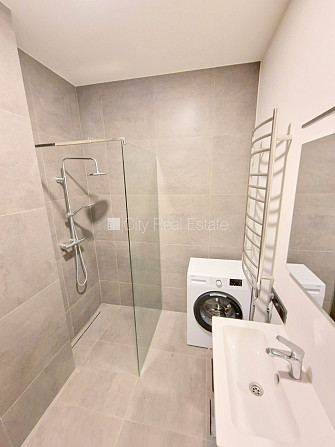 Projekts - Matīsa 38, pagalma ēka, renovēta māja, labiekārtots apzaļumots pagalms, ieeja no Rīga - foto 14