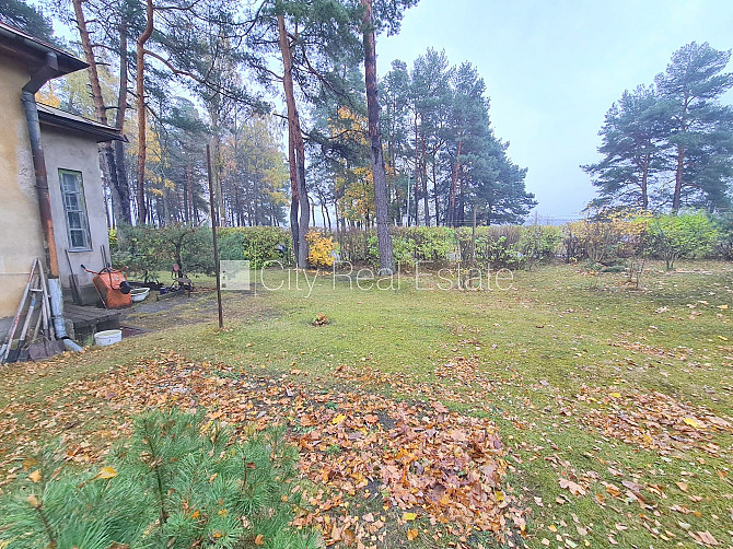 Zeme īpašumā, privātmāja, metāla jumta segums, labiekārtota apzaļumota teritorija 1448 m2, Jūrmala - foto 11