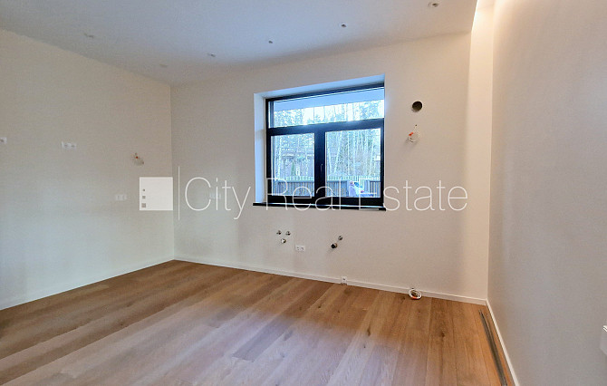 Zeme īpašumā, jaunceltne, dzīvokļu skaits ēkā  5 gab., labiekārtota apzaļumota teritorija, Jūrmala - foto 2