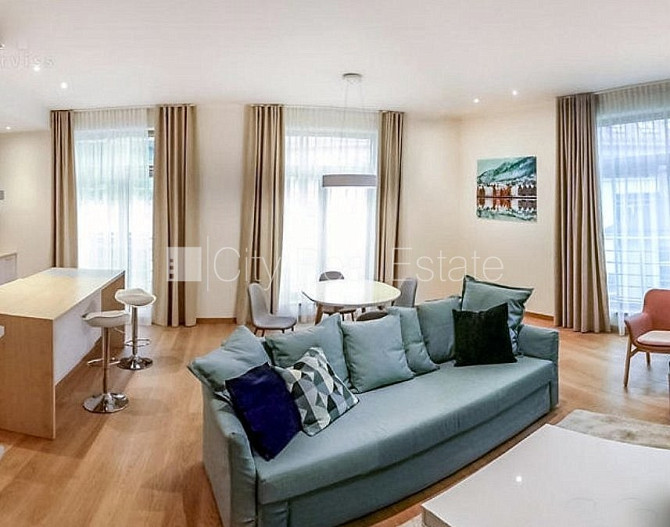 Labiekārtota apzaļumota teritorija, slēgta teritorija, vieta automašīnai, pazemes Rīga - foto 1