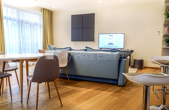 Labiekārtota apzaļumota teritorija, slēgta teritorija, vieta automašīnai, pazemes Rīga - foto 4