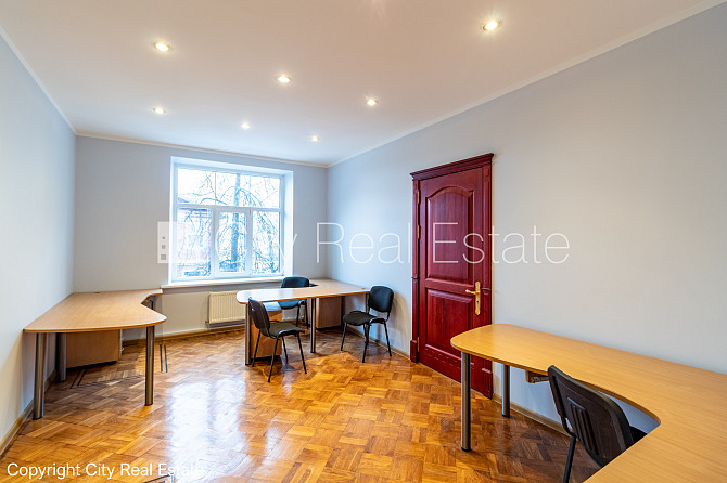 Fasādes māja, slēgts pagalms, ieeja no ielas, ieeja no pagalma, kāpņu telpa pēc kosmētiskā Rīga - foto 6