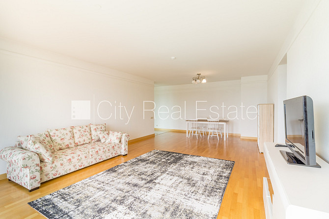 Projekts - Panorama Plaza, jaunceltne, pagrabstāvā pieejama noliktava, labiekārtota apzaļumota Rīga - foto 2