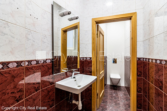 Бельэтаж, лестничная клетка после косметического ремонта, изолированные Рига - изображение 13