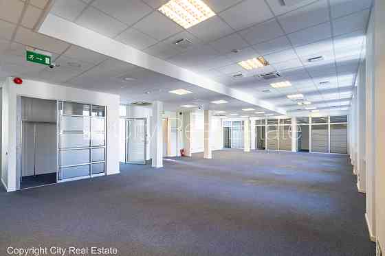 Фасадный дом, реновированный дом, плата за обслуживание одного квадратного метра Rīga