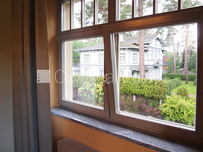 Частный дом, благоустроенный озеленённый двор, гараж на одну машину, терасса, Юрмала - изображение 17