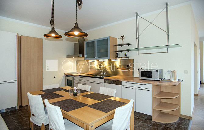 Zeme īpašumā, jaunceltne, fasādes māja, ķieģeļu mūra sienas, labiekārtota apzaļumota Jūrmala - foto 5