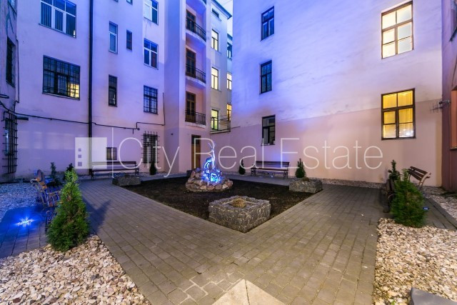 Проект - Aleksandra Čaka 33 (Александра Чака 33), дом во дворе, благоустроенный озеленённый Рига - изображение 14