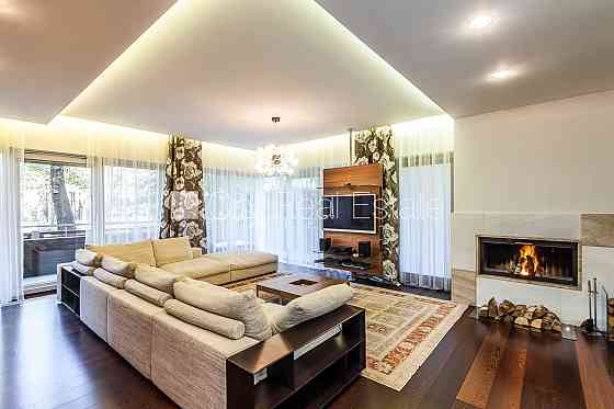 Новостройка, зеленая территория, гараж на две машины, озеленённая территория со Jūrmala