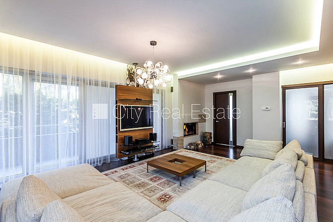 Jaunceltne, zaļā teritorija, garāža divām automašīnām, apzaļumota teritorija ar jaunu Jūrmala - foto 3