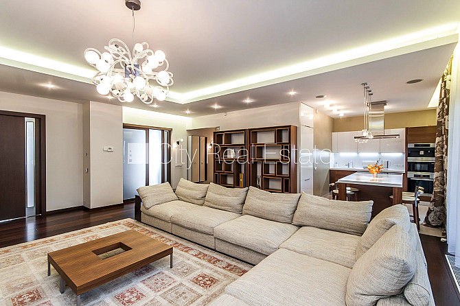 Jaunceltne, zaļā teritorija, garāža divām automašīnām, apzaļumota teritorija ar jaunu Jūrmala - foto 5