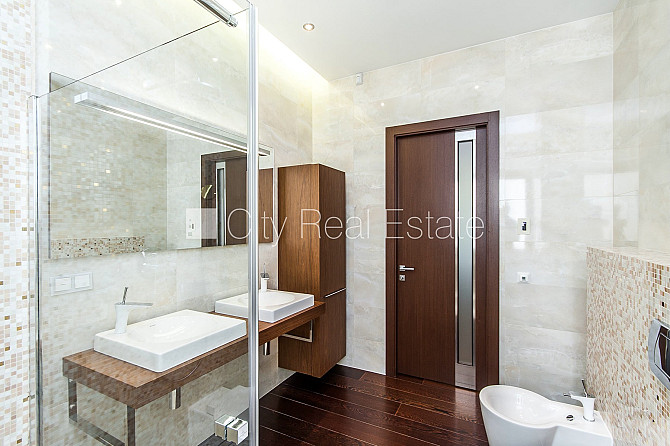 Jaunceltne, zaļā teritorija, garāža divām automašīnām, apzaļumota teritorija ar jaunu Jūrmala - foto 17