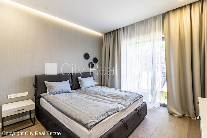 Jaunceltne, labiekārtota apzaļumota teritorija, slēgts pagalms, iežogota teritorija ar metāla Jūrmala - foto 7