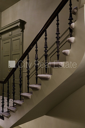 Проект - Kalpaka Residence, фасадный дом, благоустроенный озеленённый двор, вход с улицы, Рига - изображение 9