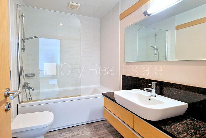 Новостройка, закрытая территория, въездные ворота оснащены автоматической Рига - изображение 18