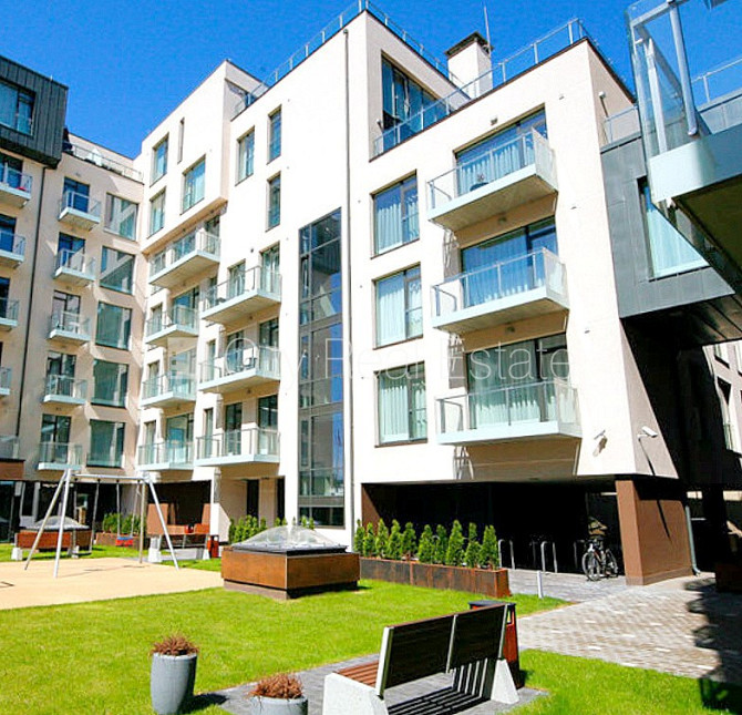 Новостройка, благоустроенная озеленённая территория, место для машины, Рига - изображение 14